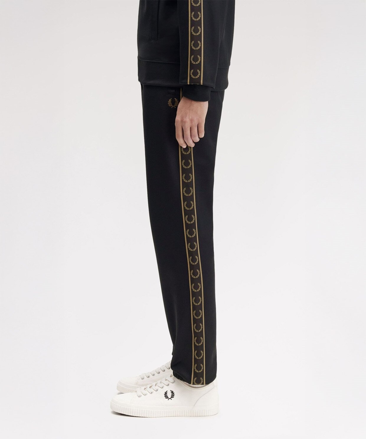 resm Fred Perry Contrast Tape Track Pants