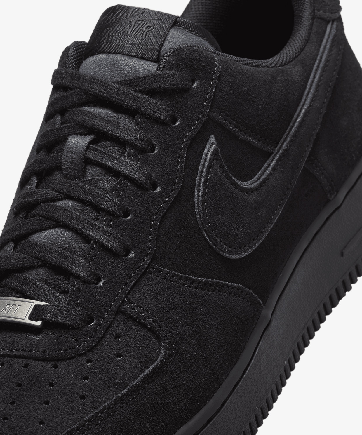 Nike Air Force 1 '07 LV8