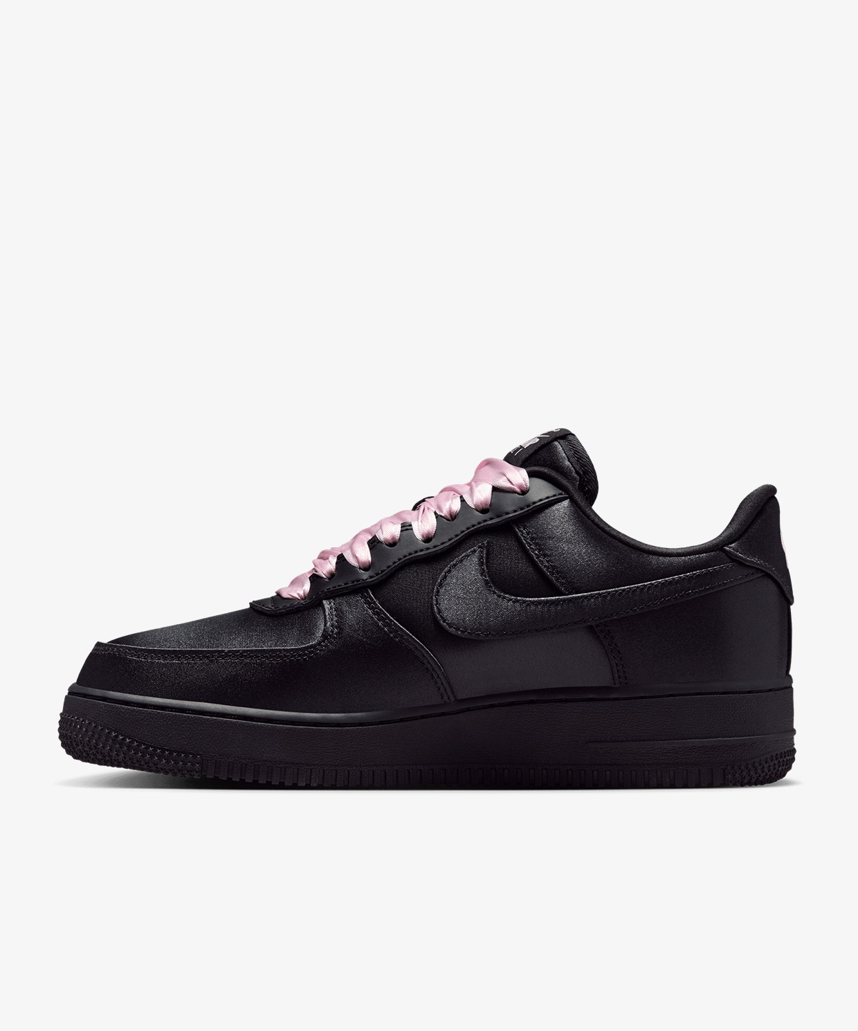Nike Air Force 1 07 LV8