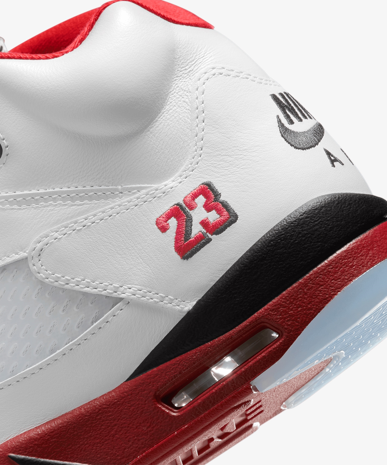 resm Jordan Air 5 Retro