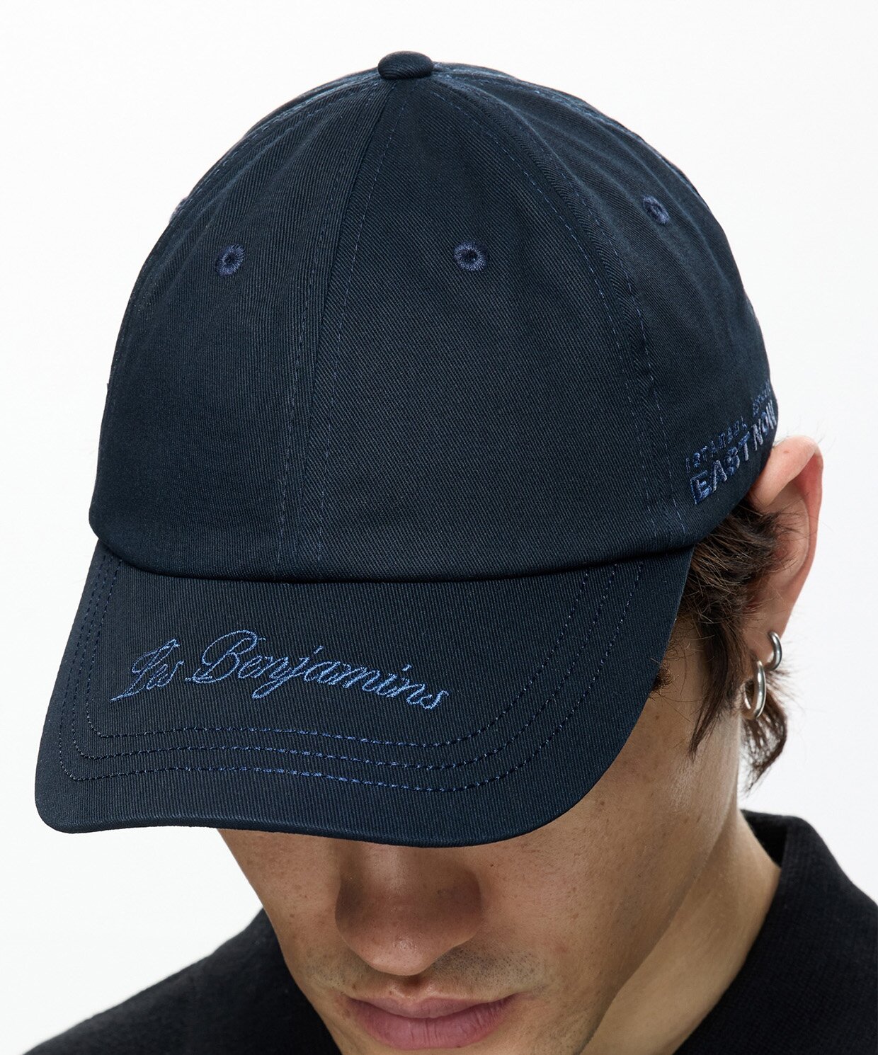 resm Les Benjamins Caps 406