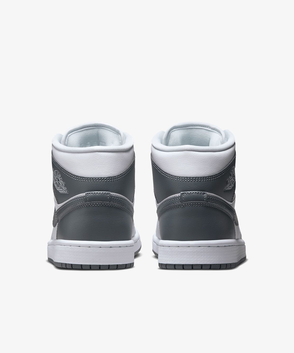 resm Jordan Air 1 Mid
