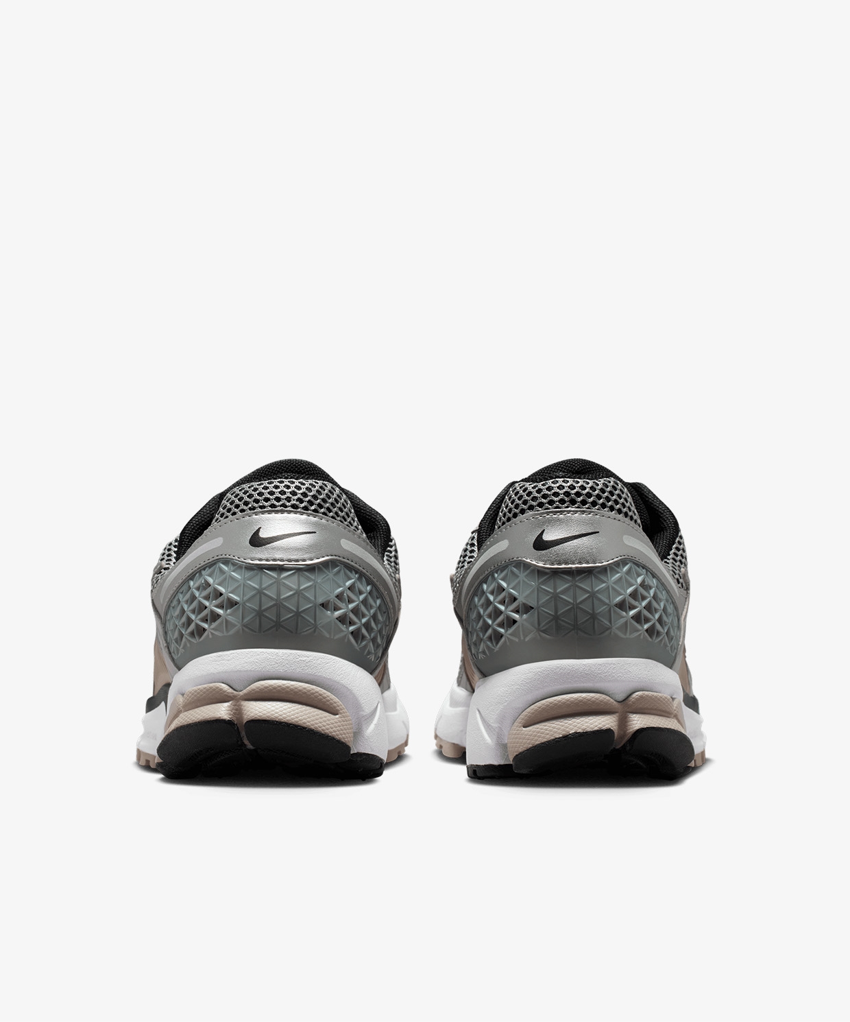 resm Nike Zoom Vomero 5