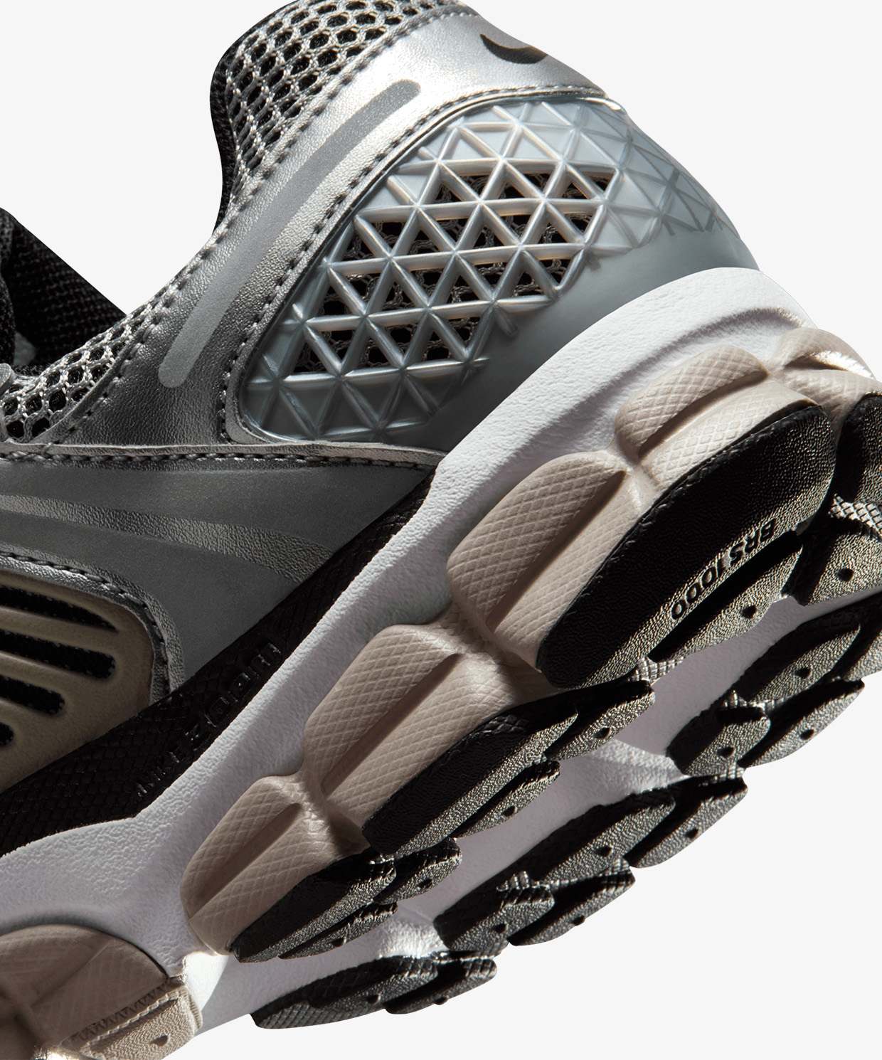 resm Nike Zoom Vomero 5