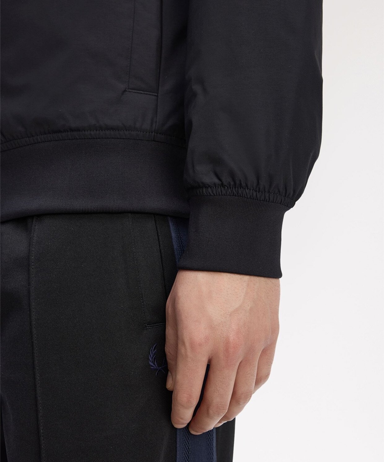 resm Fred Perry Hooded Brentham Jacket