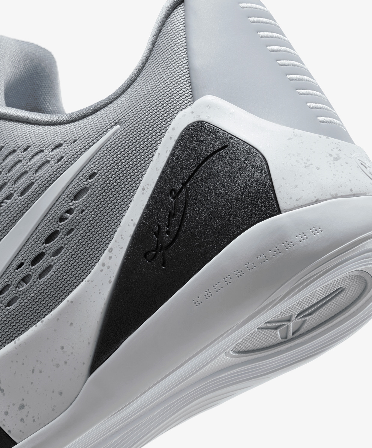 resm Nike Kobe IX Elite Low EM Protro