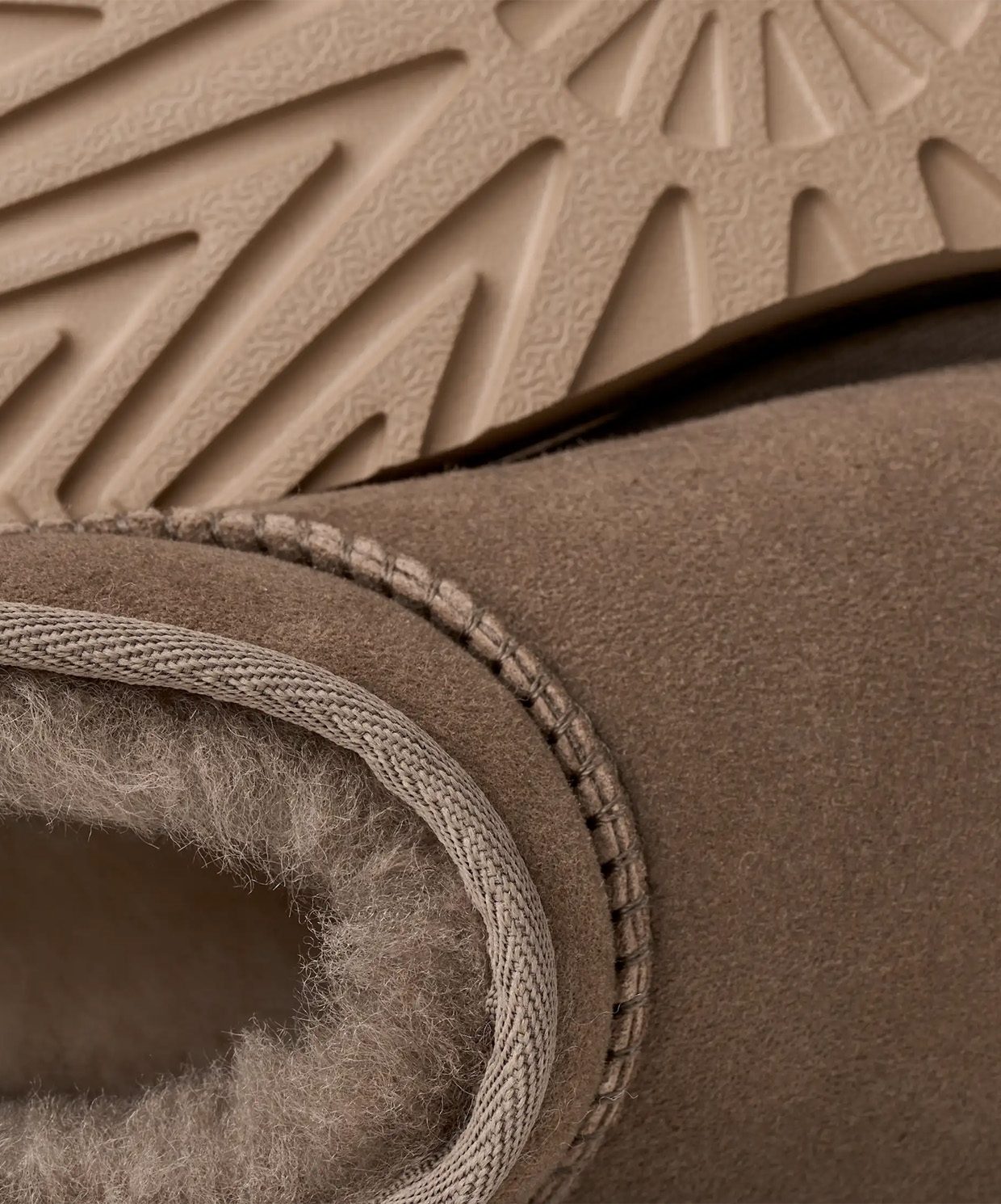 resm UGG Classic Ultra Mini