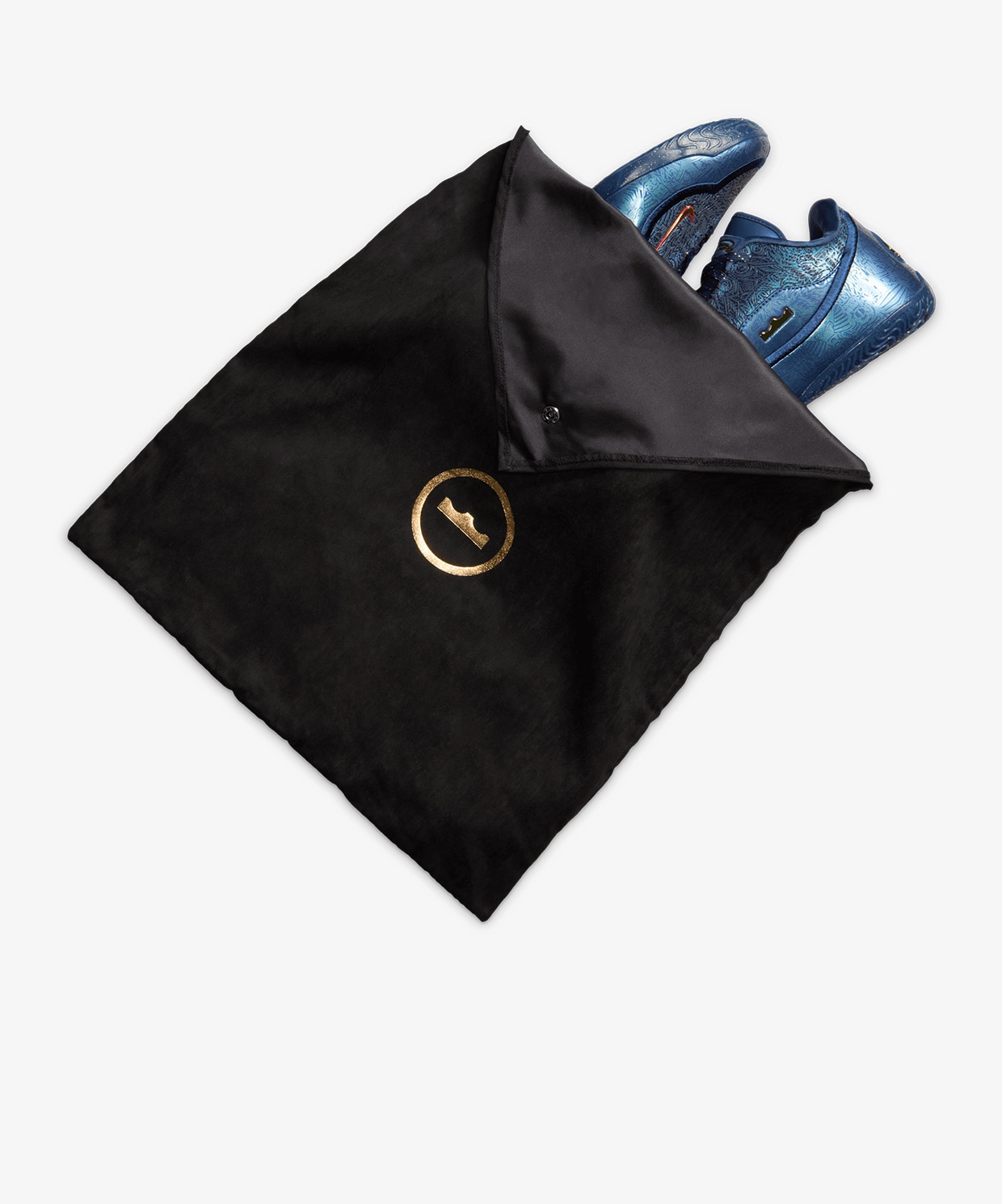 resm Nike LeBron XXIII