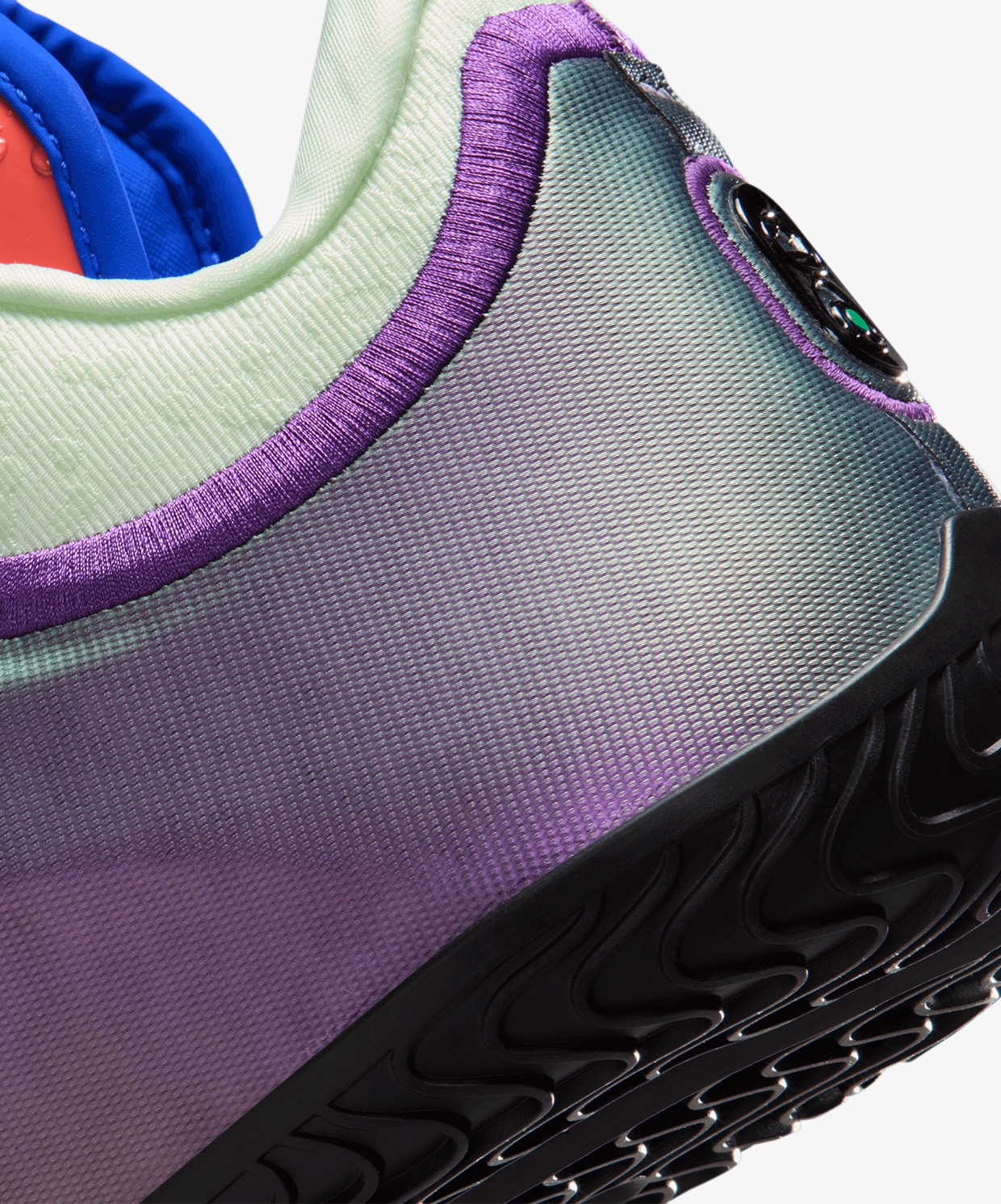 resm Nike LeBron XXIII