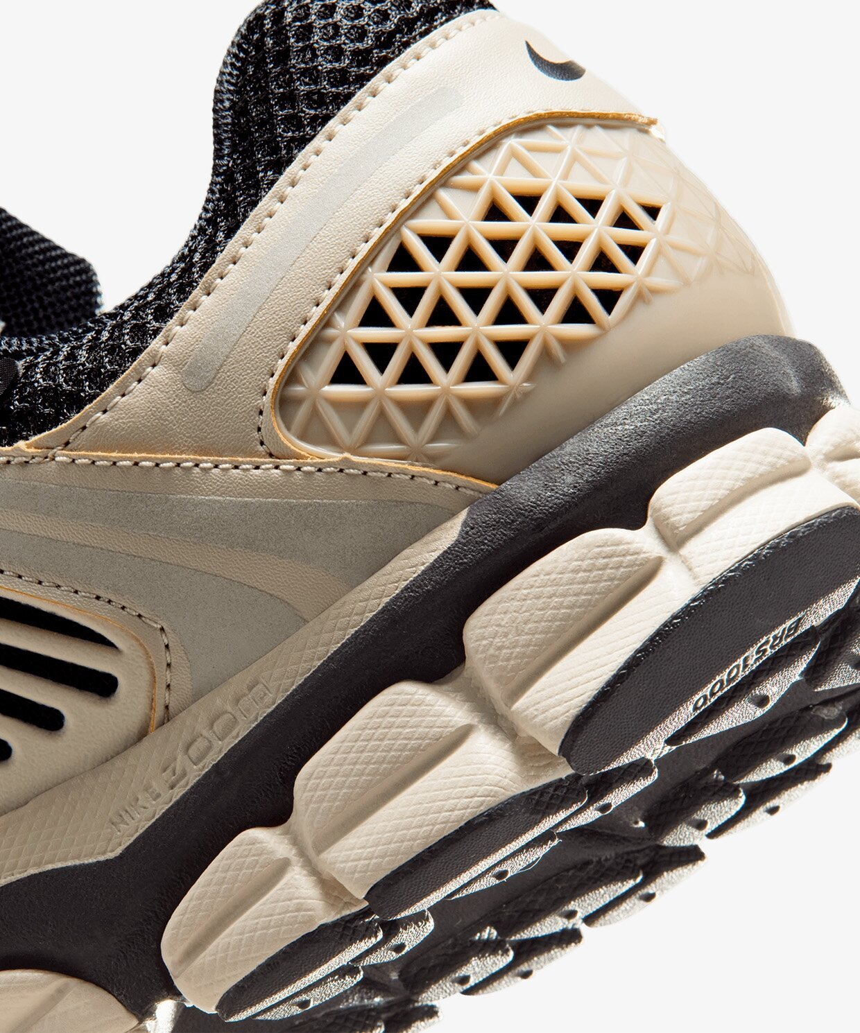 resm Nike Zoom Vomero 5