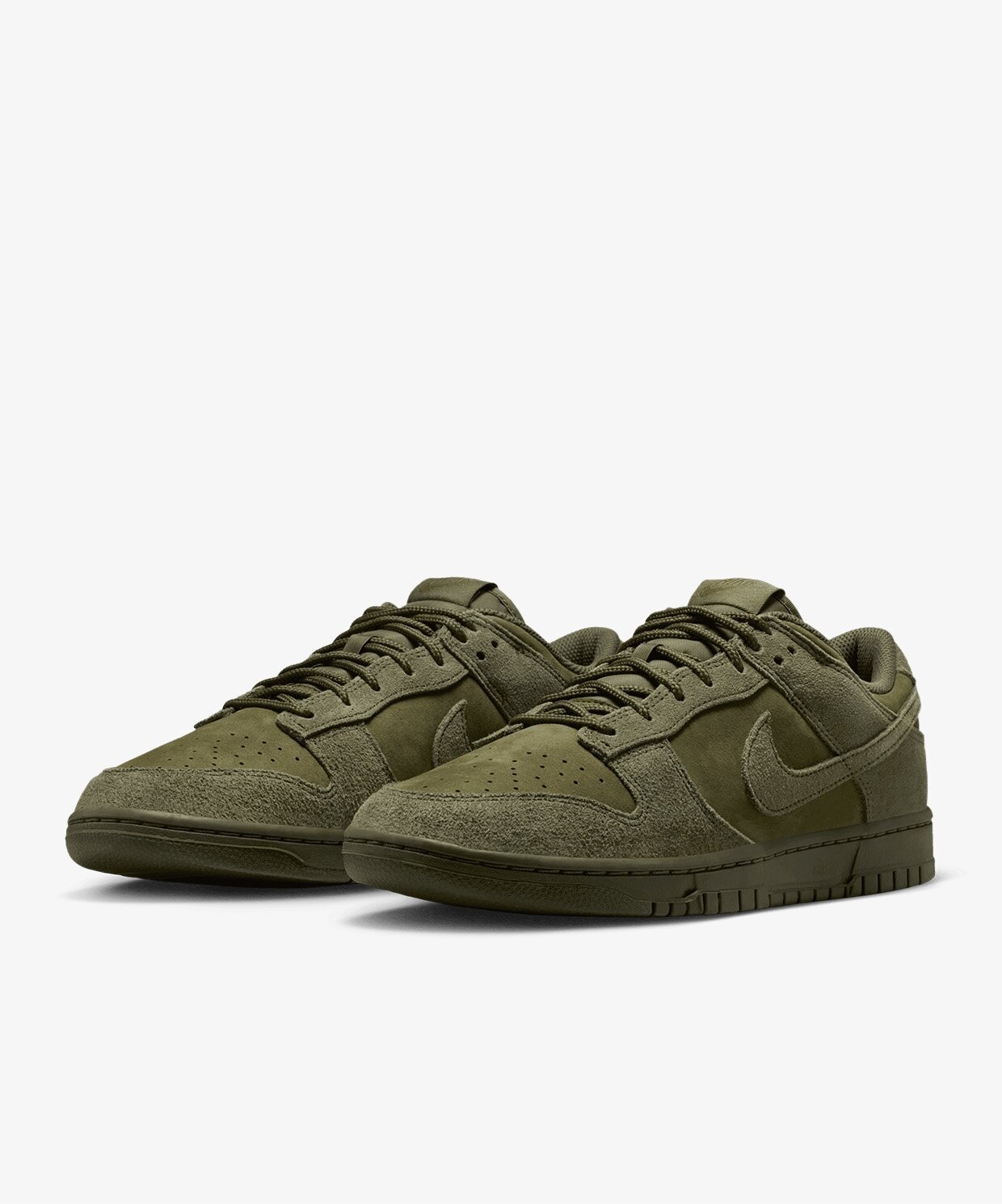 resm Nike Dunk Low Retro SE