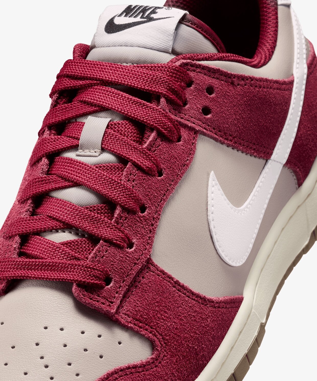 resm Nike Dunk Low Retro SE