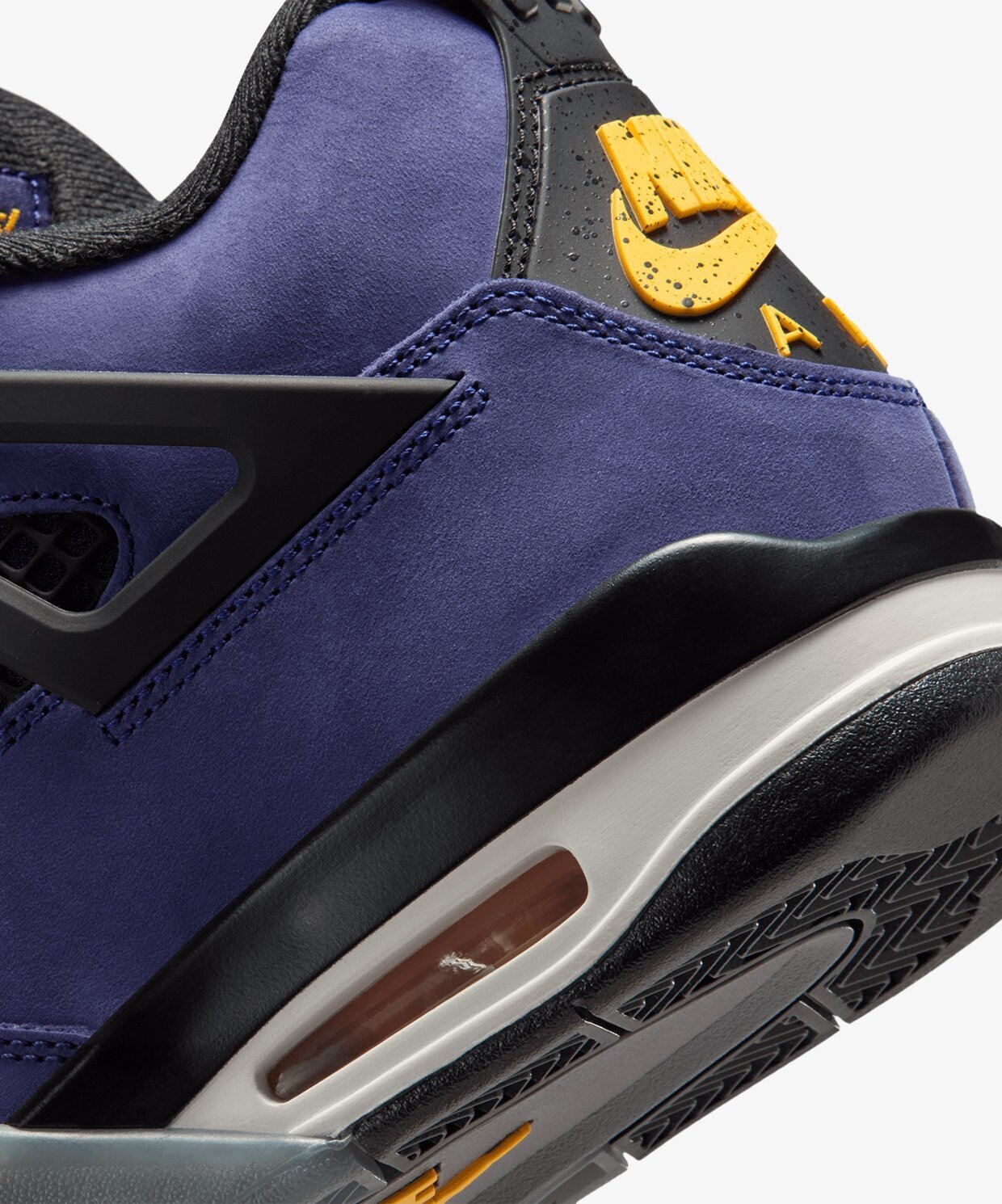 resm Jordan Air 4 Retro