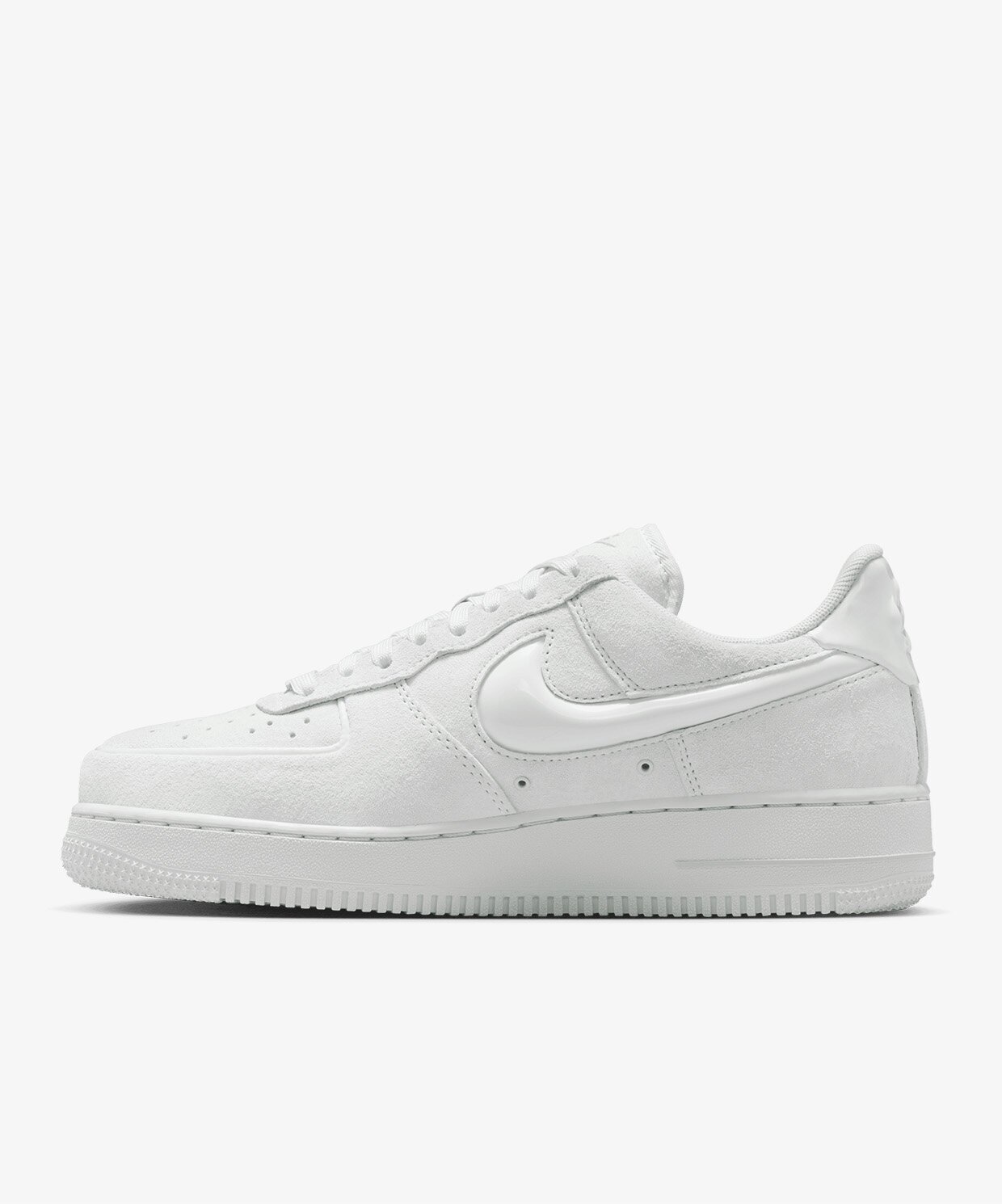 resm Nike Air Force 1 07