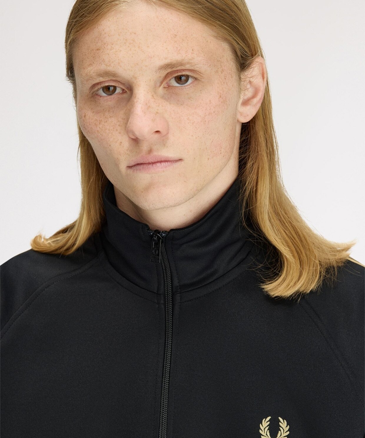 resm Fred Perry Contrast Tape Track Jacket
