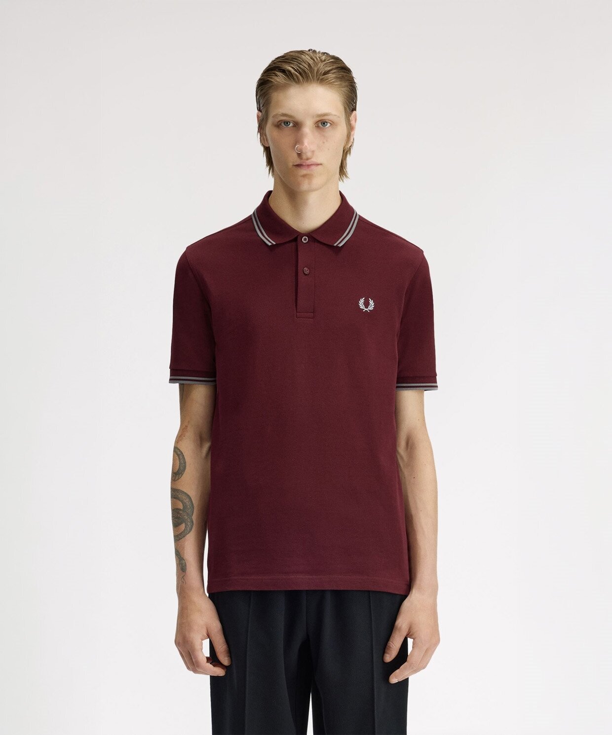 resm Fred Perry The Twin Tipped Fred Perry T-Shirt