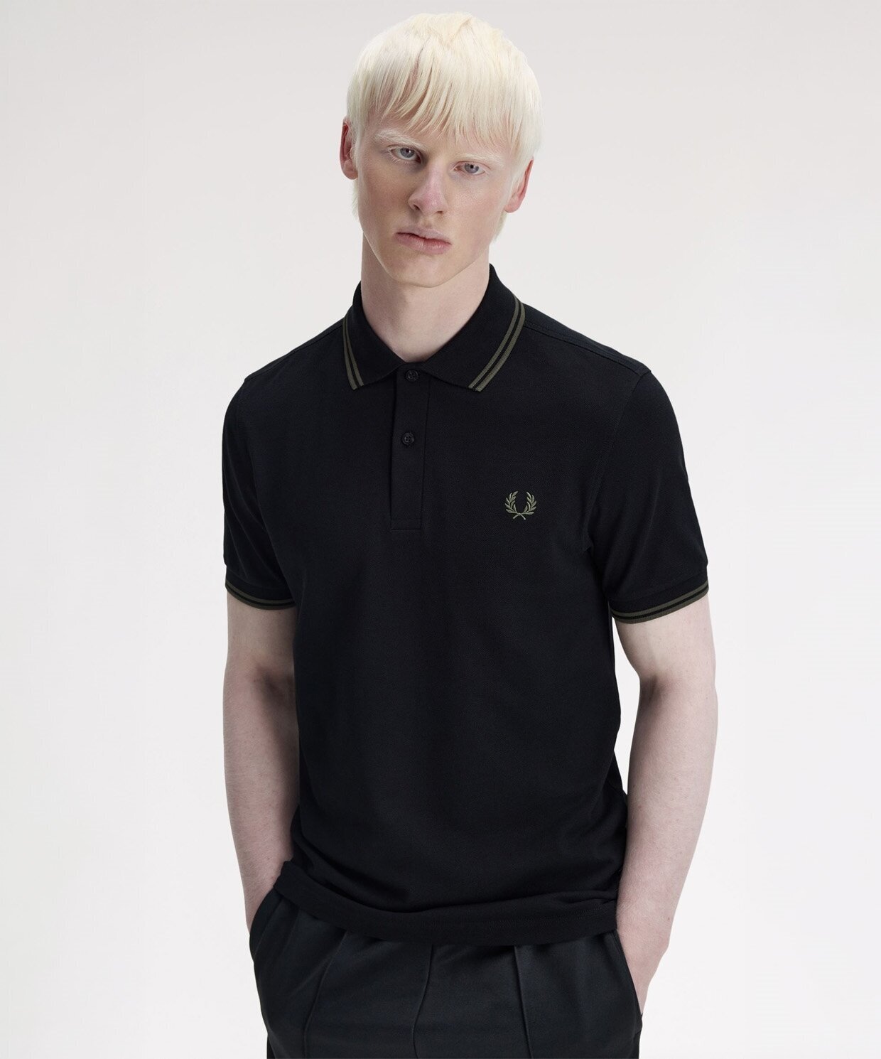 resm Fred Perry The Twin Tipped Fred Perry T-Shirt
