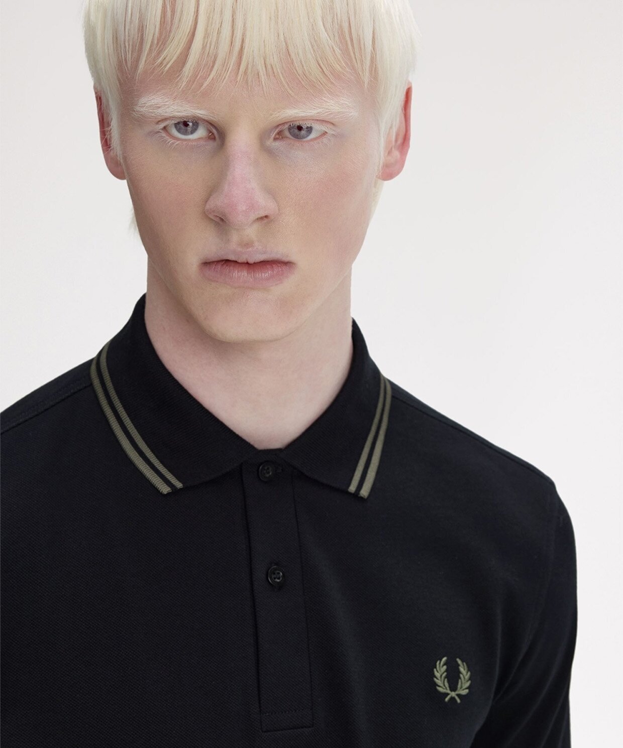 resm Fred Perry The Twin Tipped Fred Perry T-Shirt