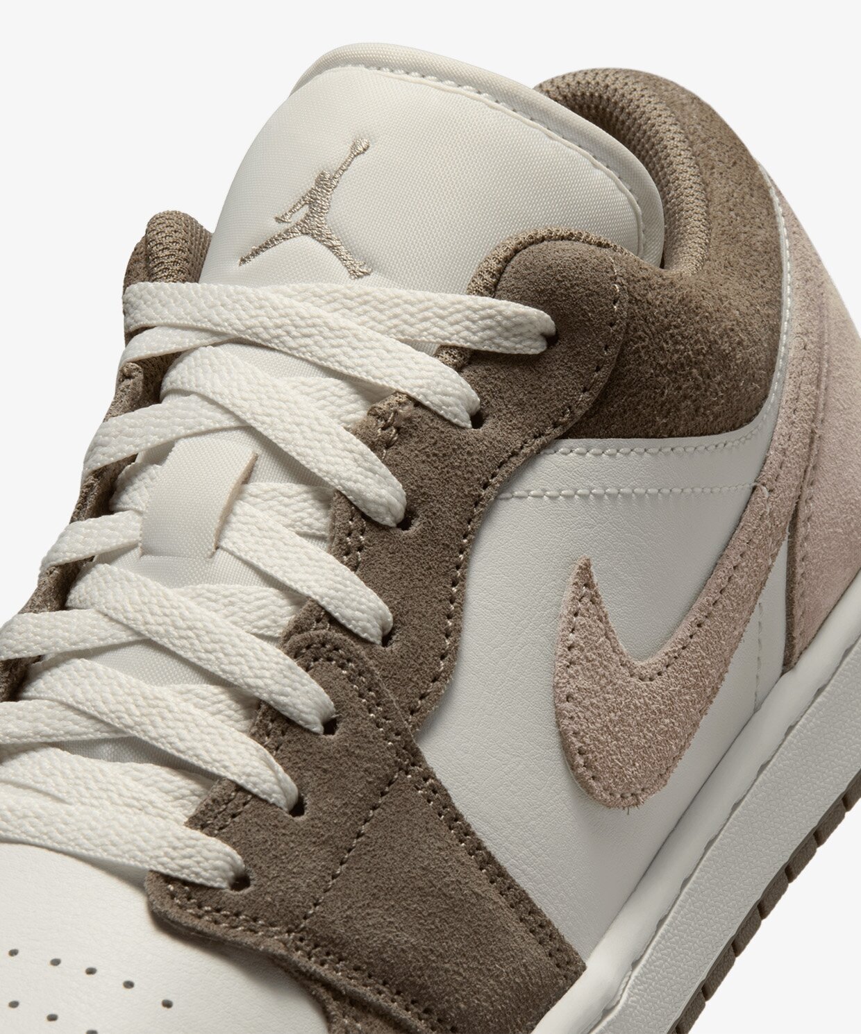 resm Jordan Air 1 Low