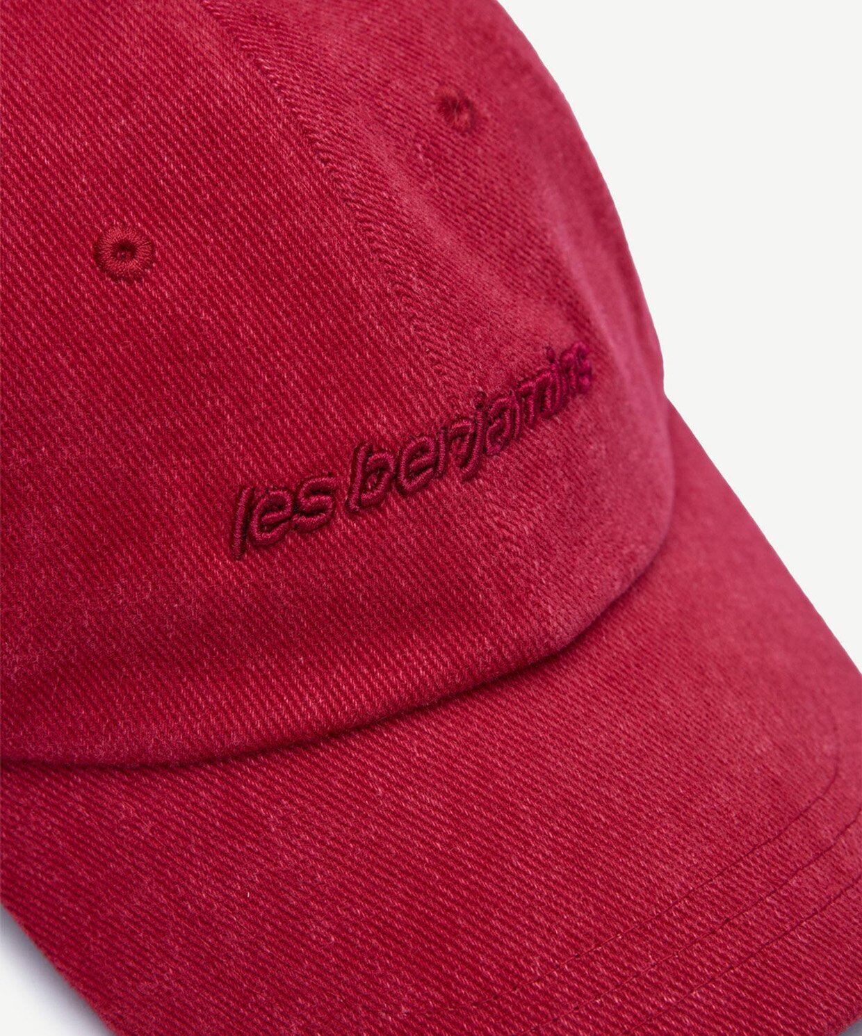 resm Les Benjamins Cap 301