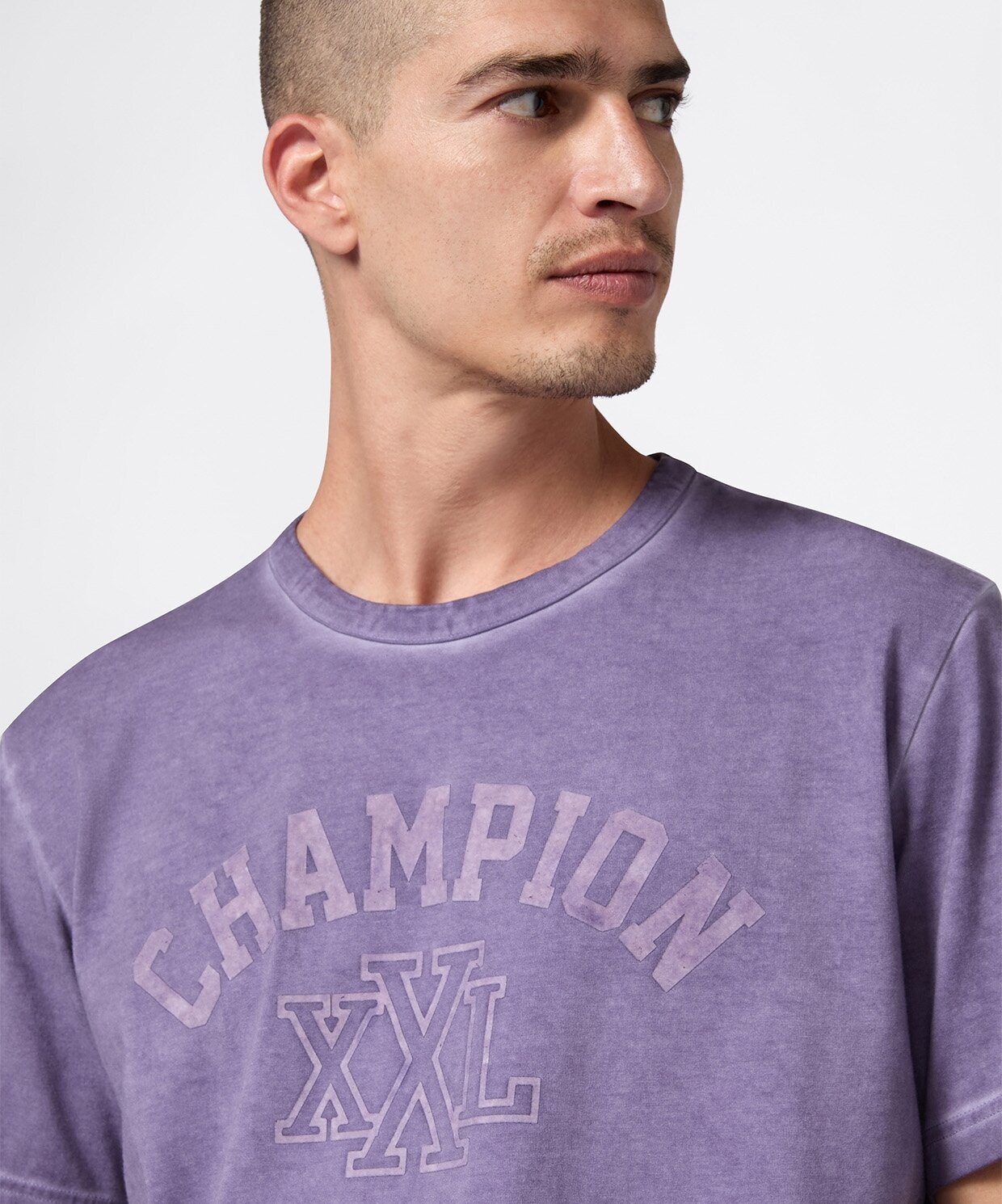 resm Champion Athletics Short-Sleeve Tee