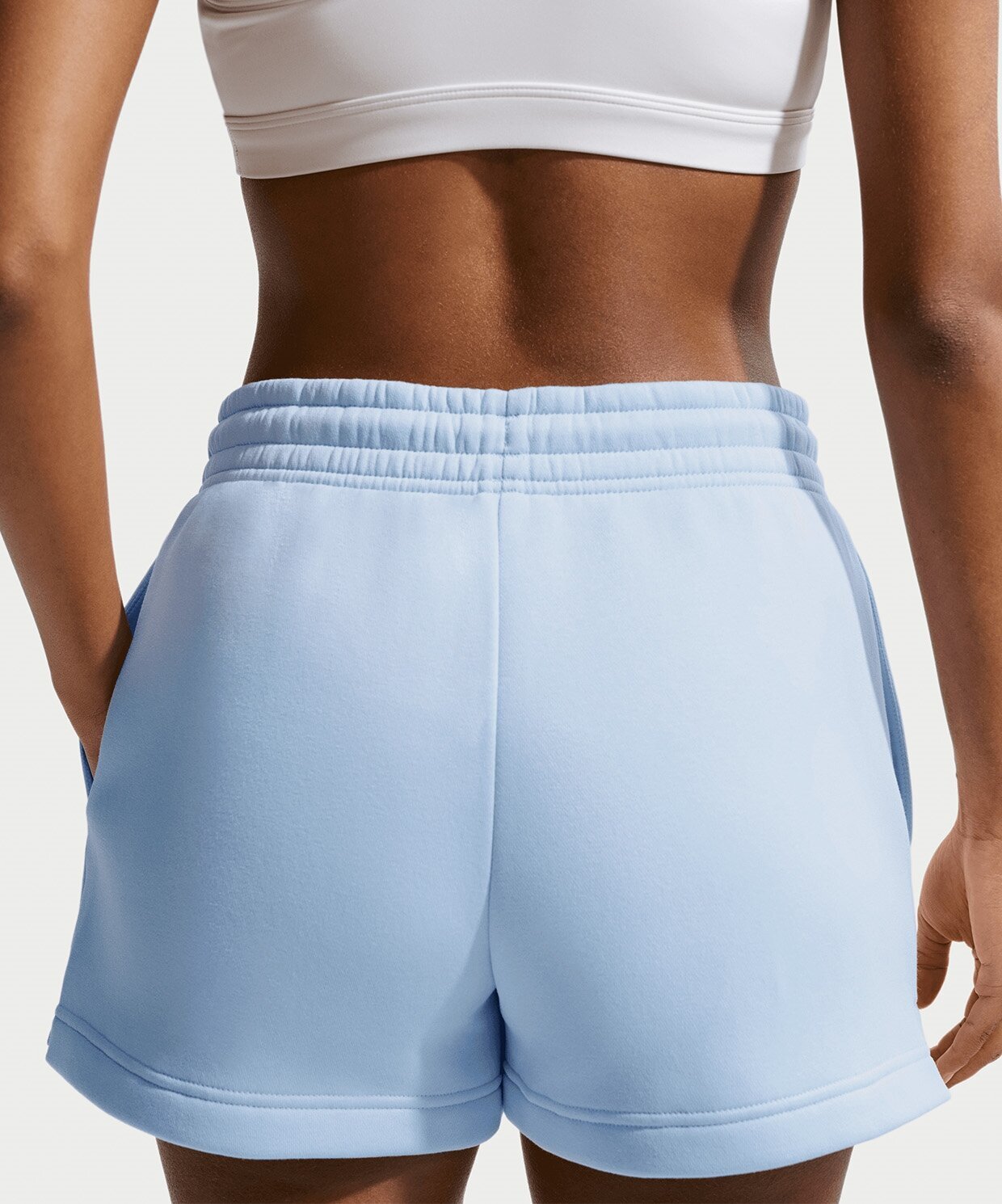 resm Nike Sportswear Phoenix Fleece Mid-Rise Shorts