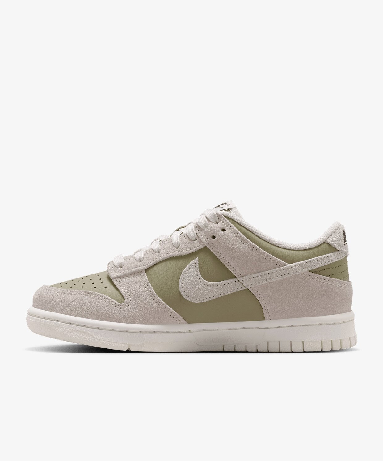 resm Nike Dunk Low BG (Gs)