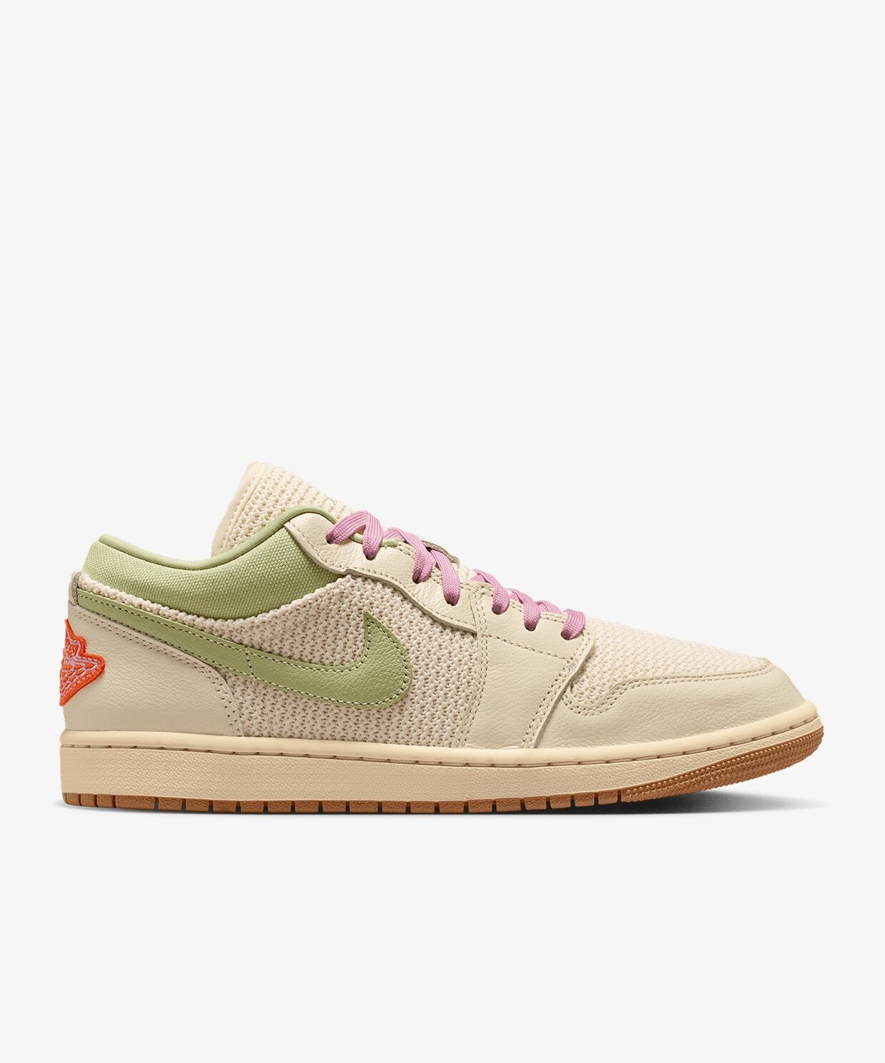 Женские кроссовки Jordan Air 1 Low SE
