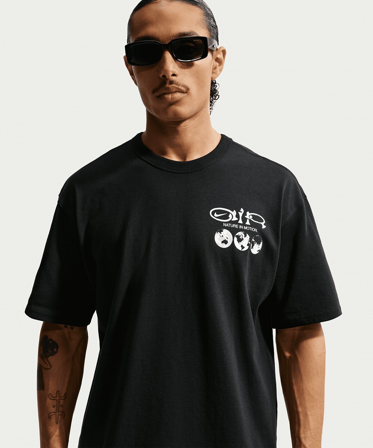 Мужская футболка Nike Sportswear Premium Essentials