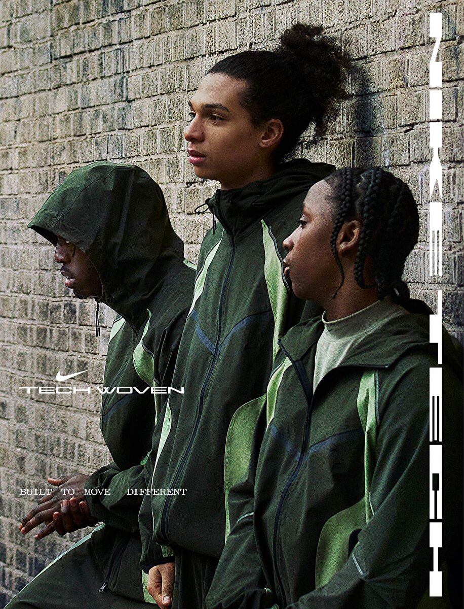 NIKE