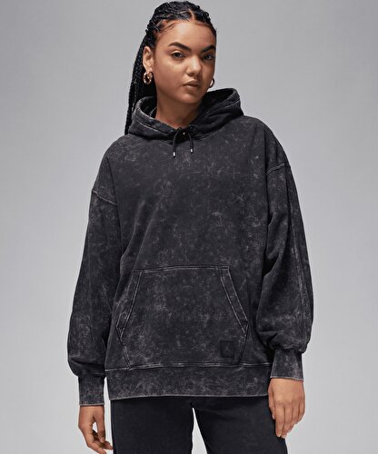 jordan sweatshirt sneaks up