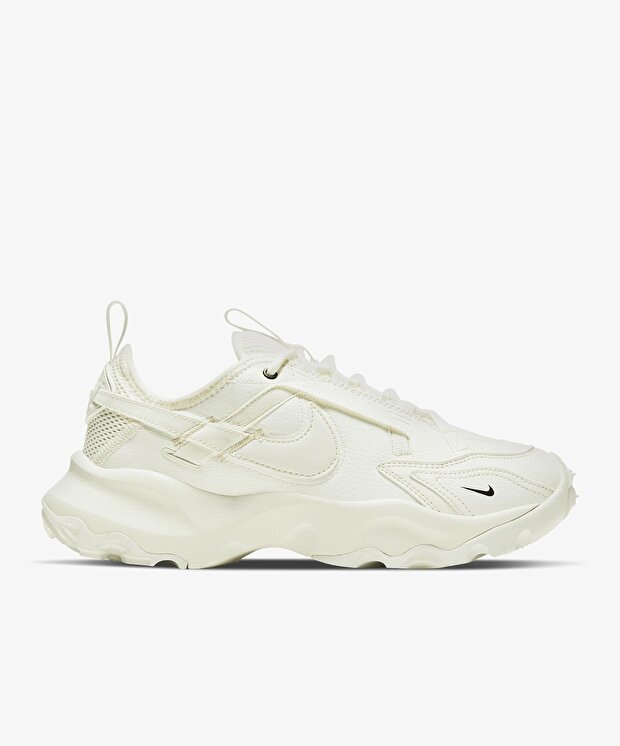 Женские кроссовки Nike TC 7900
