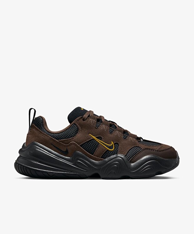 Женские кроссовки Nike Tech Hera