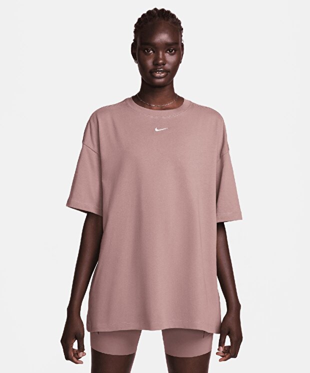 Resim Nike Sportswear Essential Oversized T-Shirt