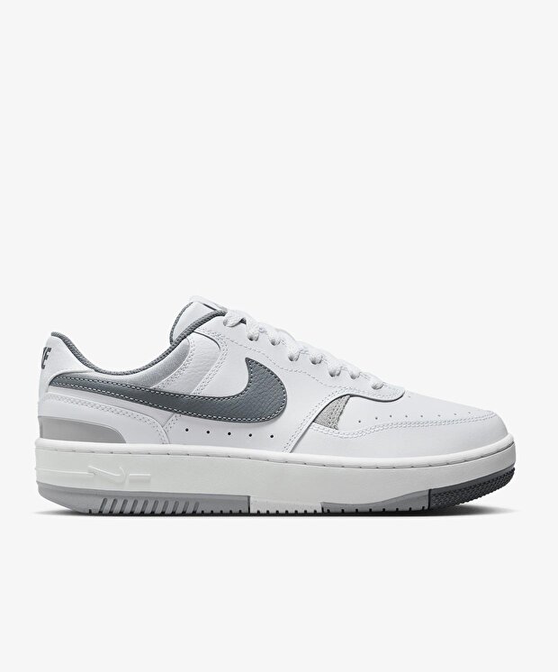 Женские кроссовки Nike Gamma Force