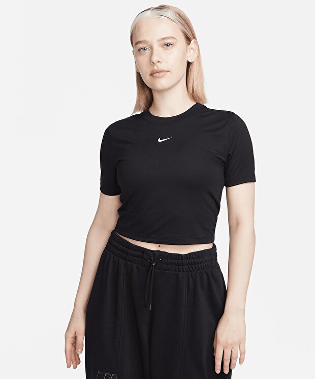 Женская футболка Nike Sportswear Essential Slim Cropped