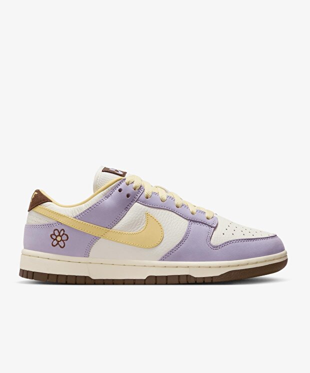 Женские кроссовки Nike Dunk Low Premium