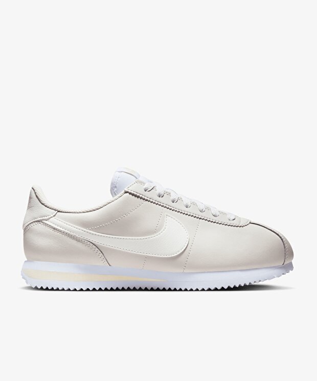 Женские кроссовки Nike Cortez Leather