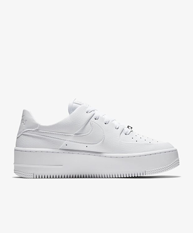 Женские кроссовки Nike W Air Force Sage Low