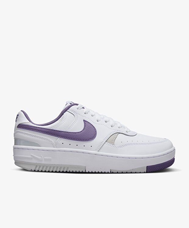 Женские кроссовки Nike Gamma Force