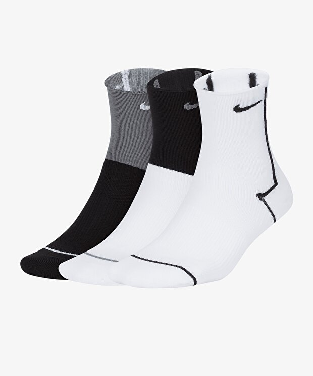 Unisex носки Nike Everyday Plus Lightweight Training Ankle Socks 3Pr для тренировок