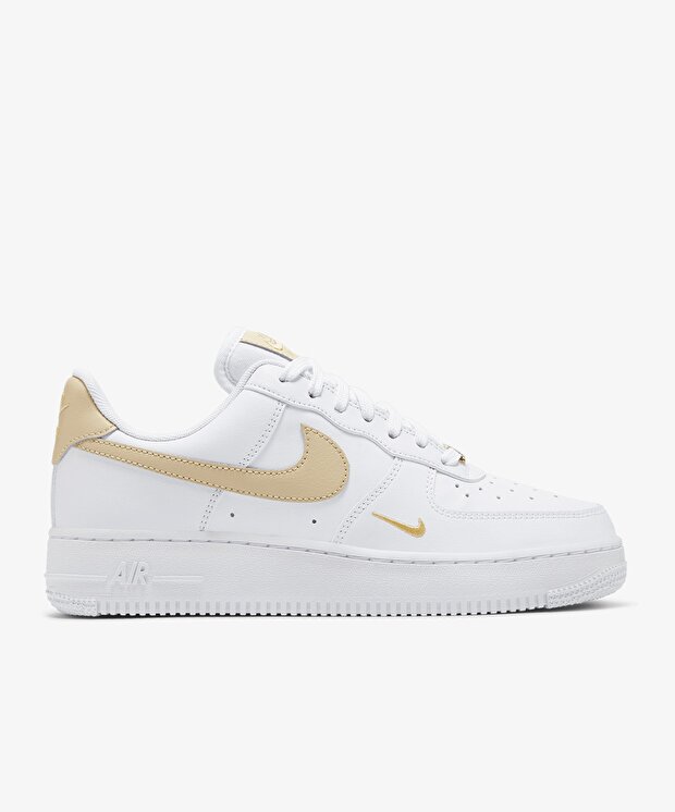 Женские кроссовки Nike Air Force 1 '07 Essential