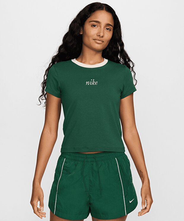 Женская футболка Nike Sportswear Chill Knit Slim Cropped Tee