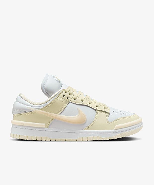 Женские кроссовки Nike Dunk Low Twist