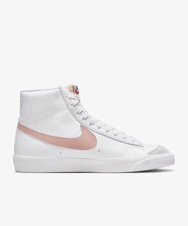 Женские кроссовки Nike W Blazer Mid '77