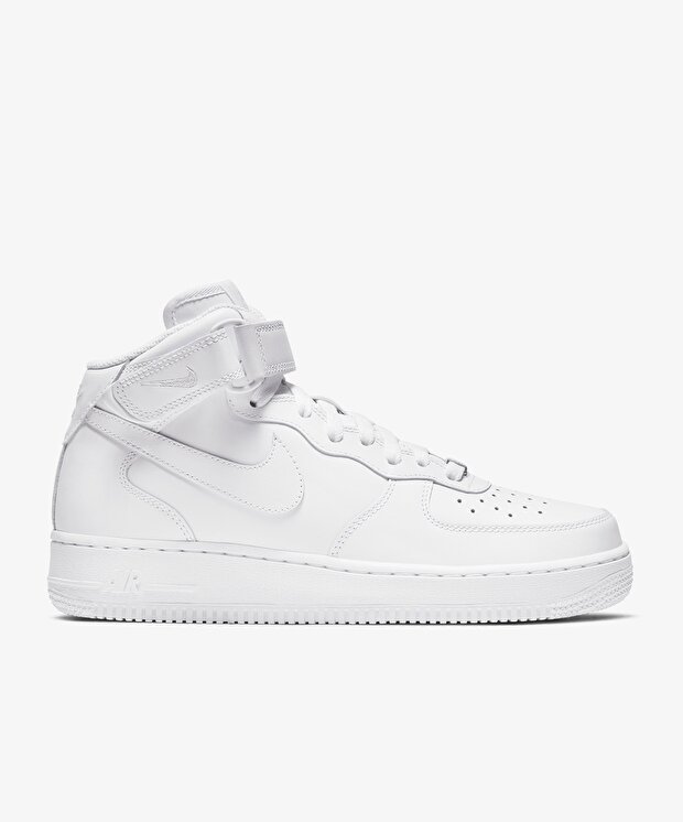 Женские кроссовки Nike Air Force 1 '07 Mid