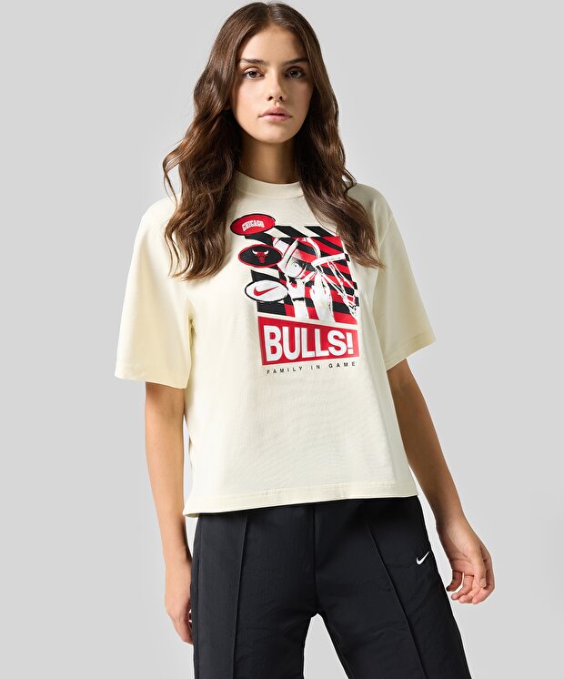 Женская футболка Nike Chicago Bulls Courtside Nba Boxy