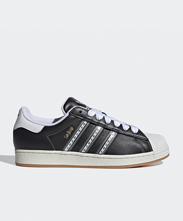Женские кроссовки adidas Superstar Korn