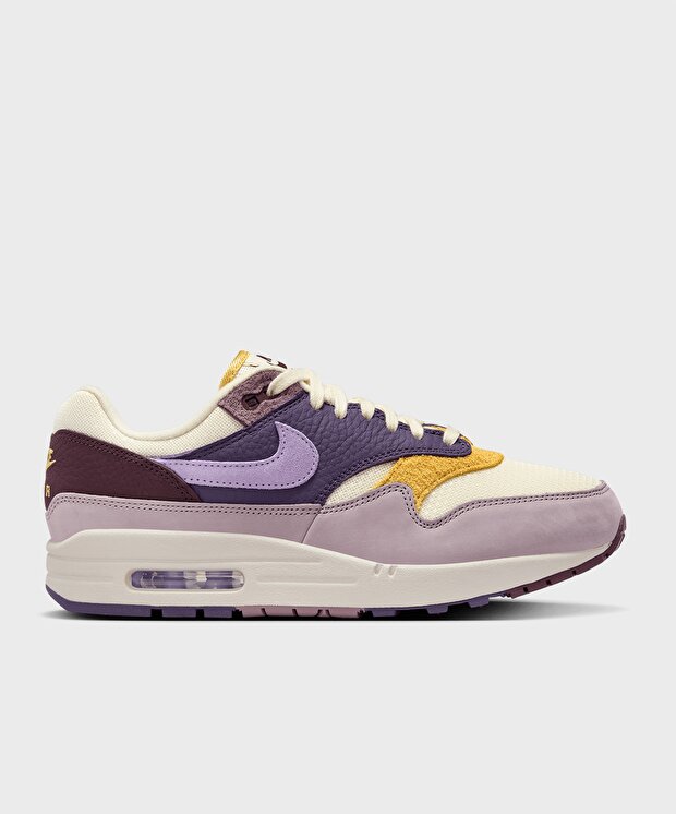 Женские кроссовки Nike Air Max 1 87