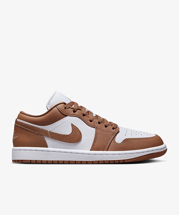 Женские кроссовки Jordan Air 1 Low
